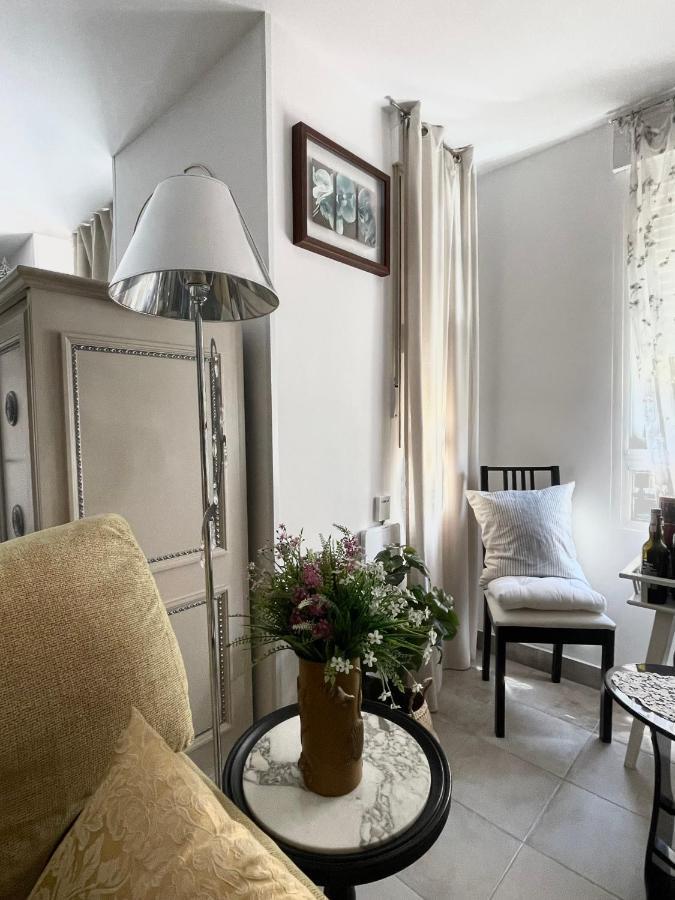 Comfortable Carolina En Аликанте Экстерьер фото